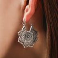 Vintage Openwork Flower Earrings