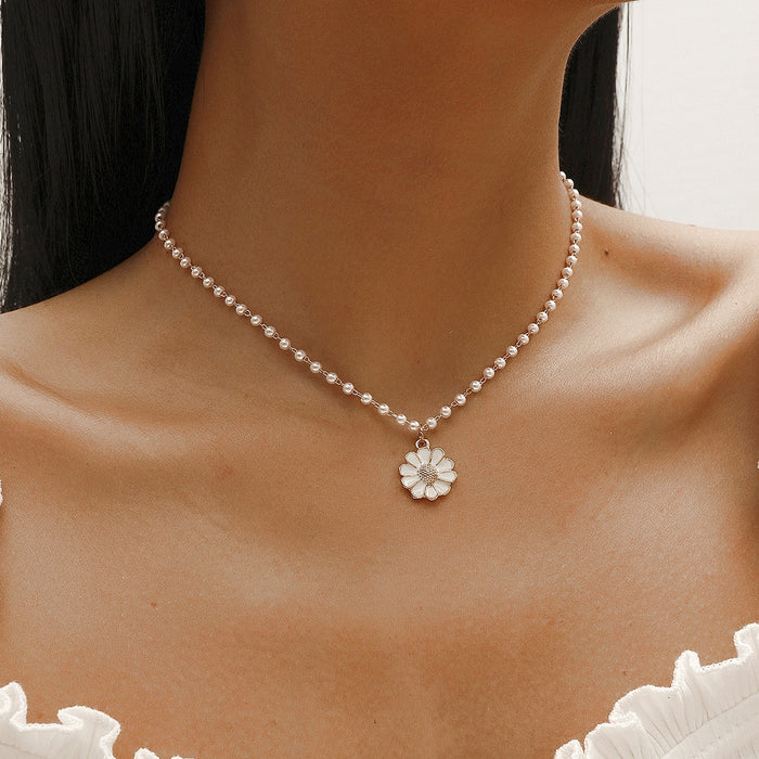 Daisy Pearl Drop Necklace
